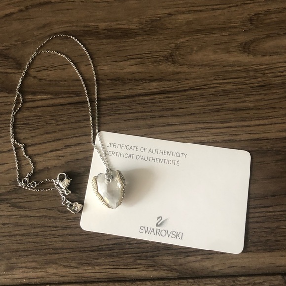Swarovski Heart Necklace - Picture 1 of 1